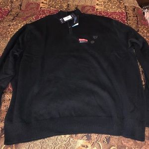 CHAPS Men’s Pullover Performance